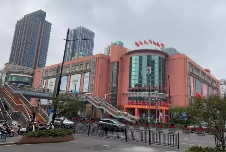 上海市静安区上海新七浦服装市场179栋1F 