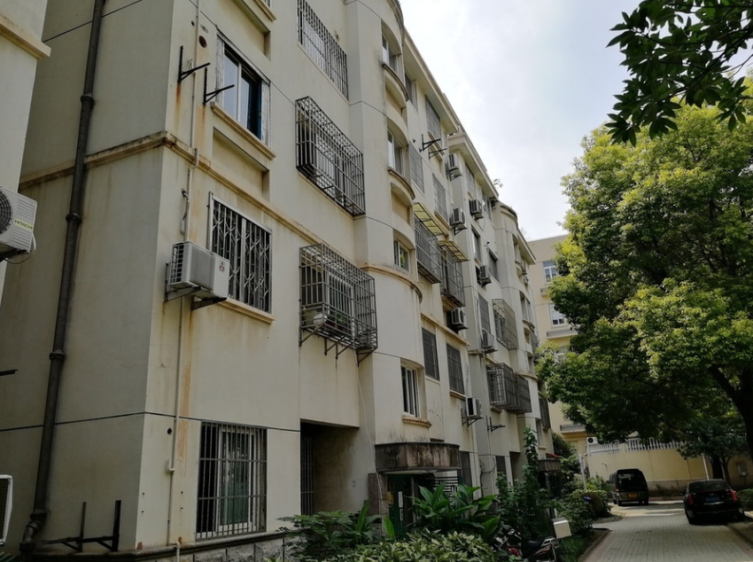 上海市静安区世纪花苑21栋1F 