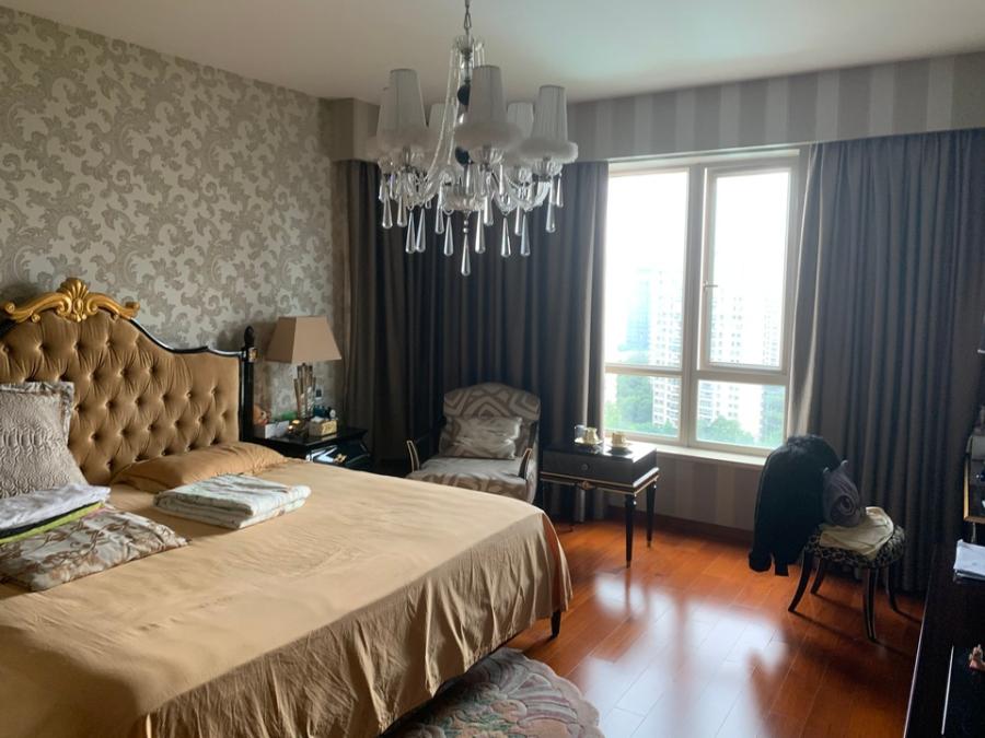 上海市浦东新区仁恒河滨城三期17栋20F及车位 