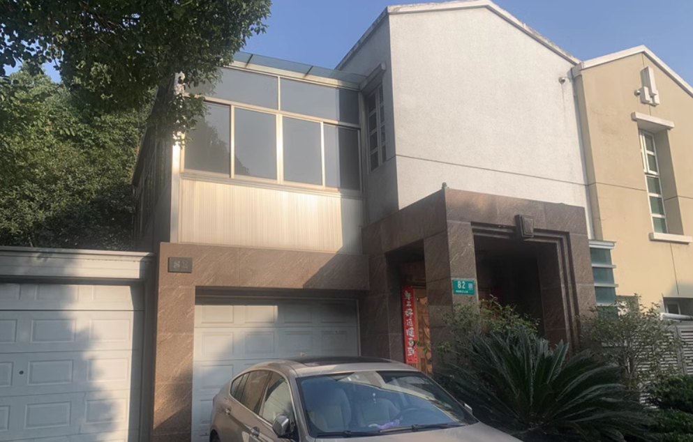 上海市闵行区随园玉兰苑82栋 