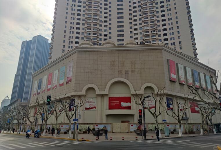 上海市虹口区虹口商城1457栋1-6F及车位 