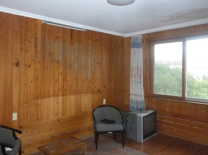 上海市浦东新区牡丹苑1栋6F 