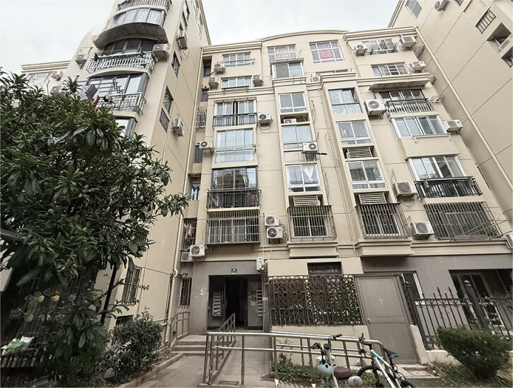 上海市浦东新区浦江东旭公寓39栋1F 