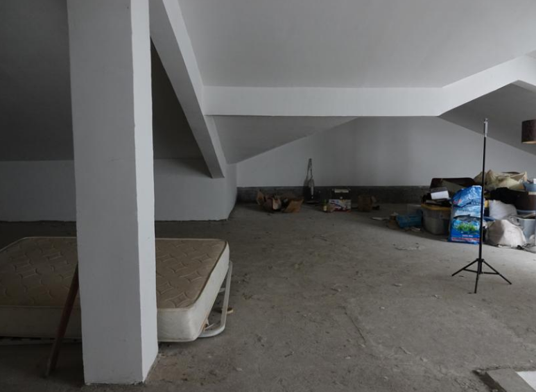 上海市青浦区滨湖郡朱家角镇40栋 