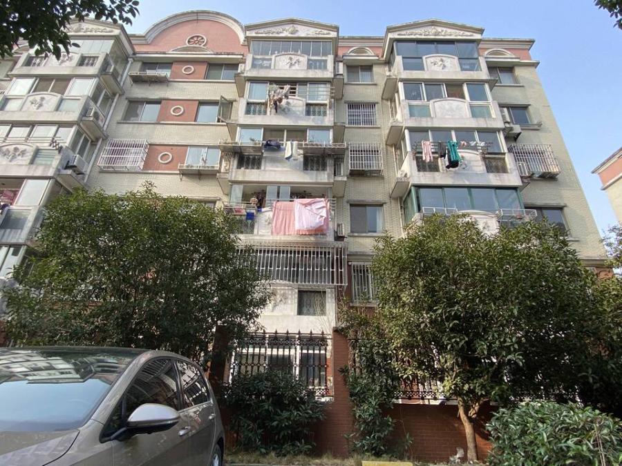 上海市青浦区新虹桥明珠花园5栋5F 