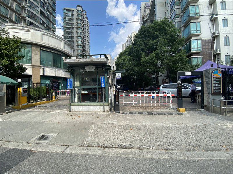 上海市普陀区大华愉景华庭39栋17F及车位 