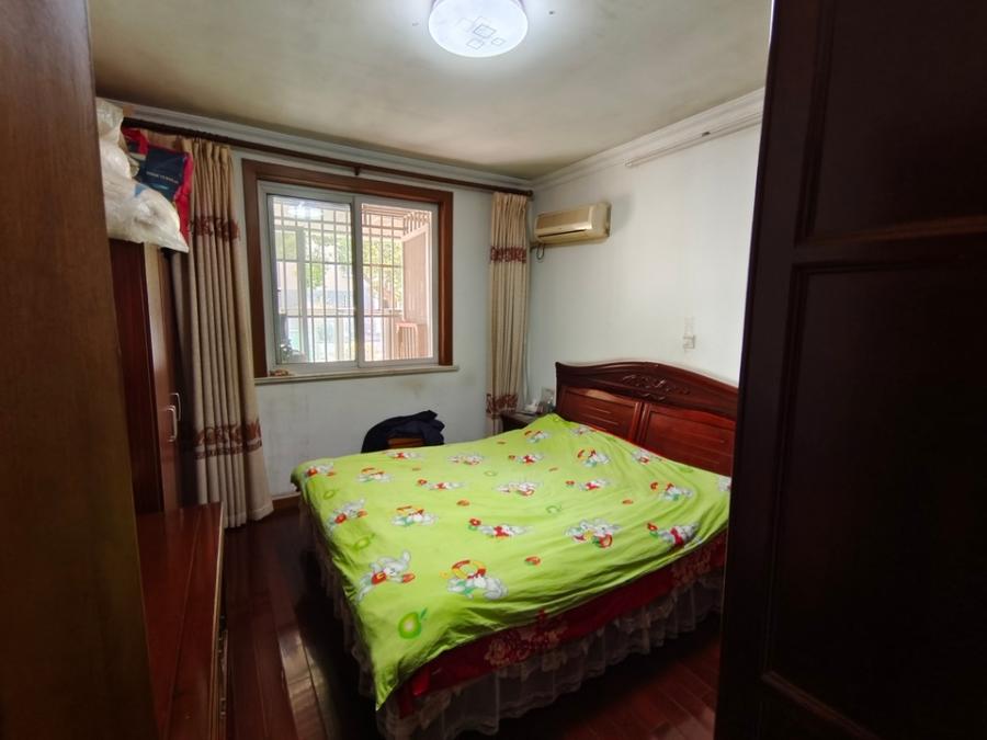 上海市宝山区罗新苑29栋1F 