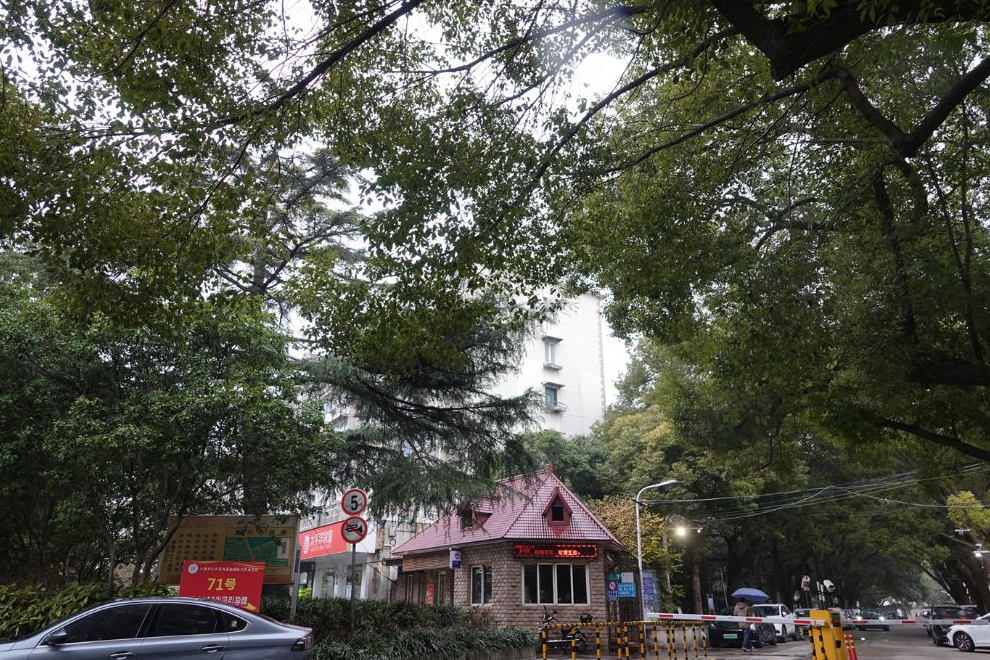 上海市杨浦区市光一村1栋4F共3套 