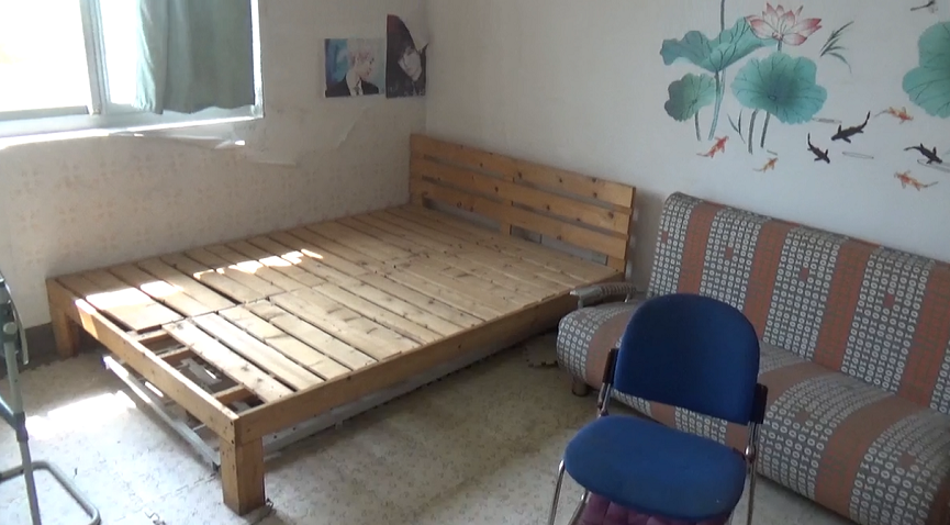 上海市浦东新区浦发绿城75栋6F 