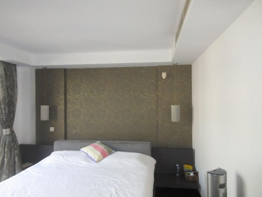 上海市闵行区虹桥高尔夫别墅153栋 