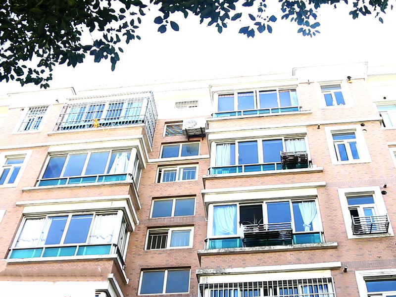 上海市松江区兴日家园18栋5F 