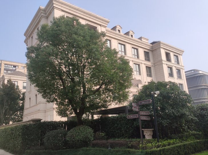 上海市青浦区葛洲坝.玉兰花园77栋5F 