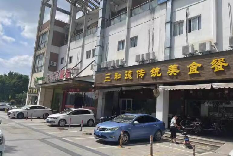 上海市金山区金海岸温泉2111_2123栋1F 