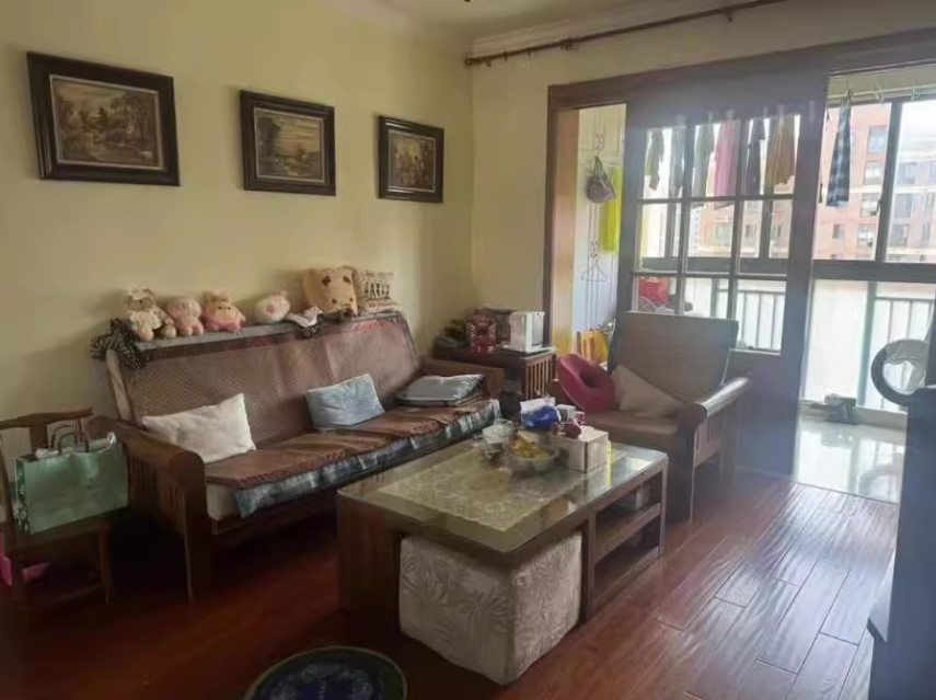 上海市松江区古楼新苑(西区)7栋12F 