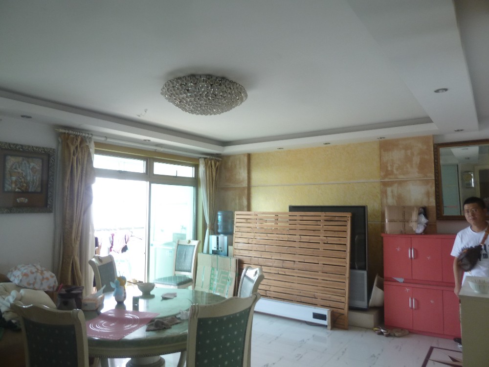 上海市闵行区上海康城56栋18F 