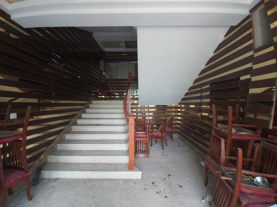 上海市浦东新区咸塘小镇商业步行街航头镇102-103栋 