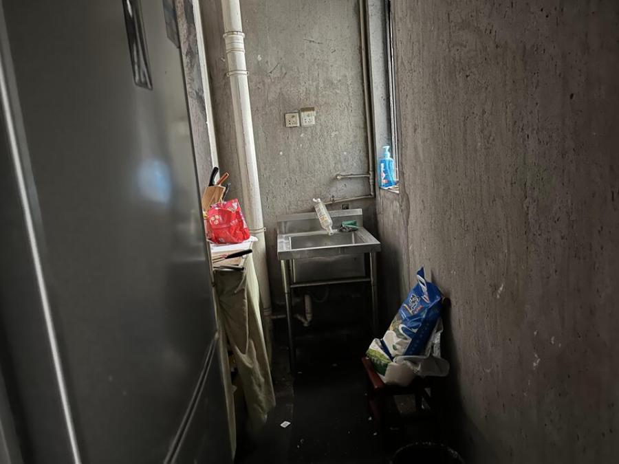 上海市宝山区美罗家园金丰苑-2期14栋5F 