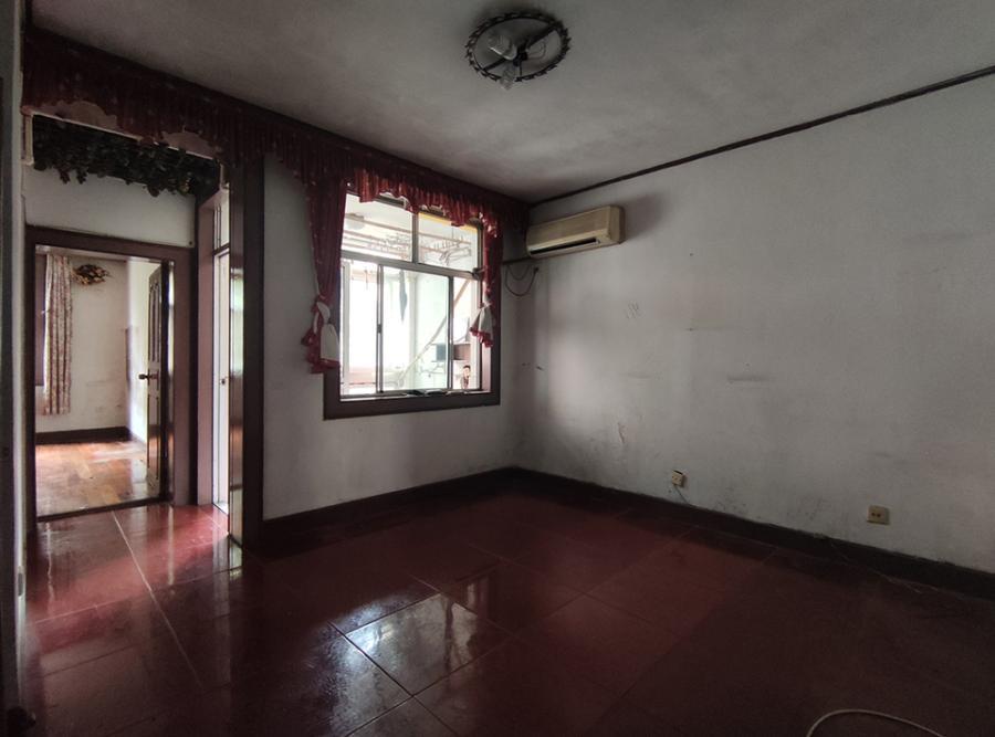 上海市浦东新区民乐苑69栋1F 