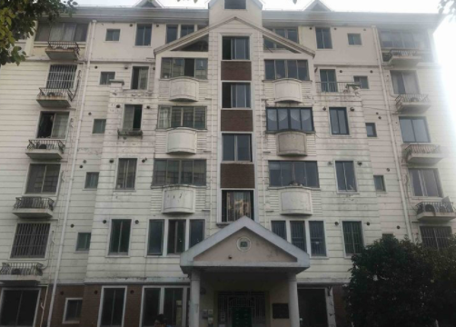 上海市松江区兰桥公寓86栋2F 