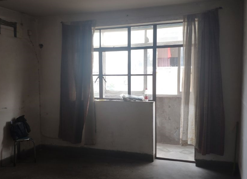 上海市普陀区岚皋西路95弄小区8栋6F 