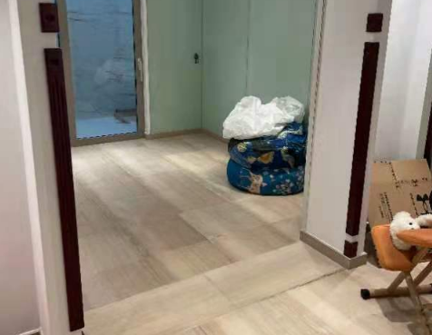 上海市浦东新区滨江璟园17栋1F 