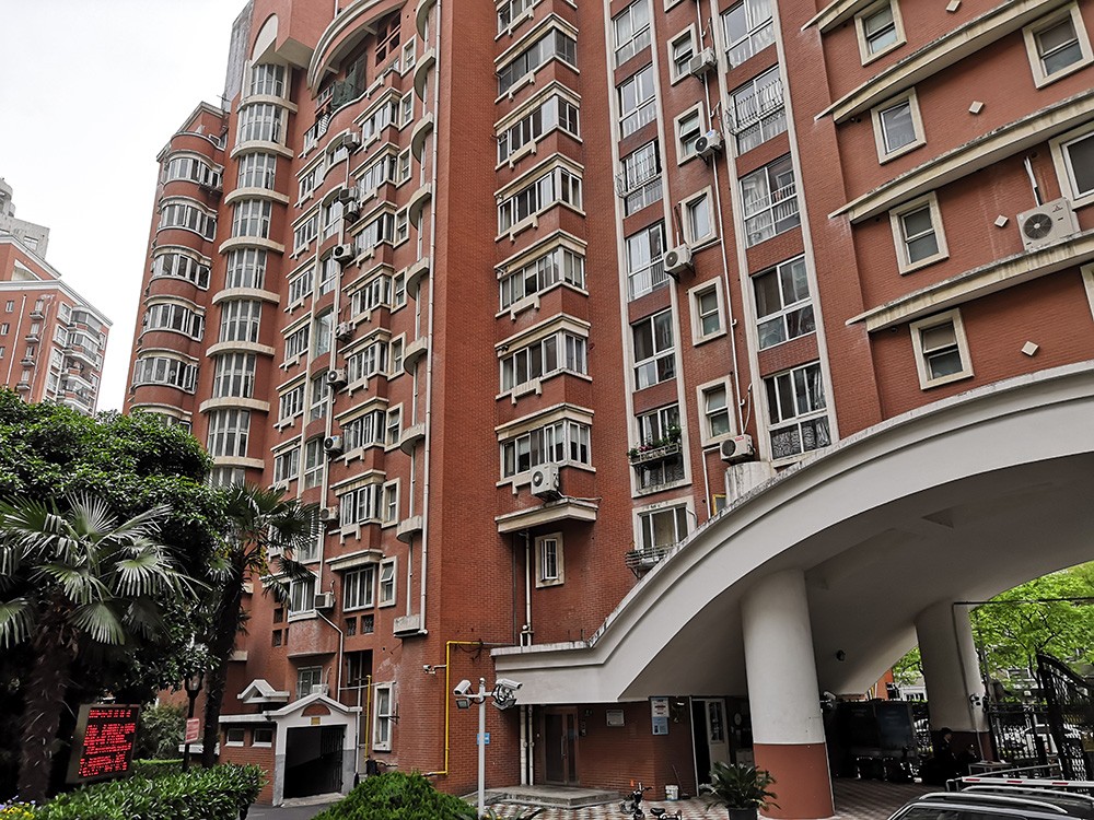 上海市闵行区紫欣公寓12栋15F 