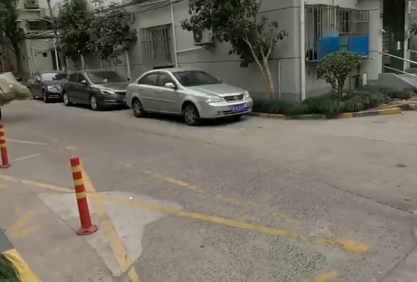 上海市静安区临汾花园14栋1F 