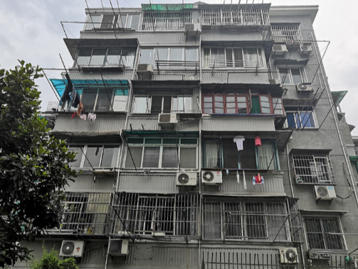 上海市徐汇区上缝小区5栋2F 