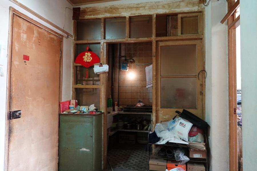 上海市长宁区水霞小区6栋6F 