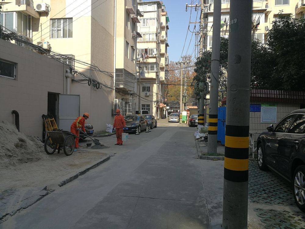 上海市宝山区临江苑1栋6F 