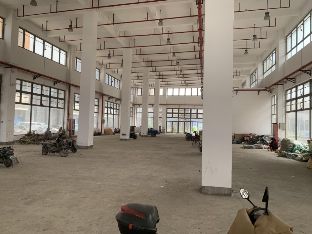 上海市松江区欧洲城洞泾镇7栋 