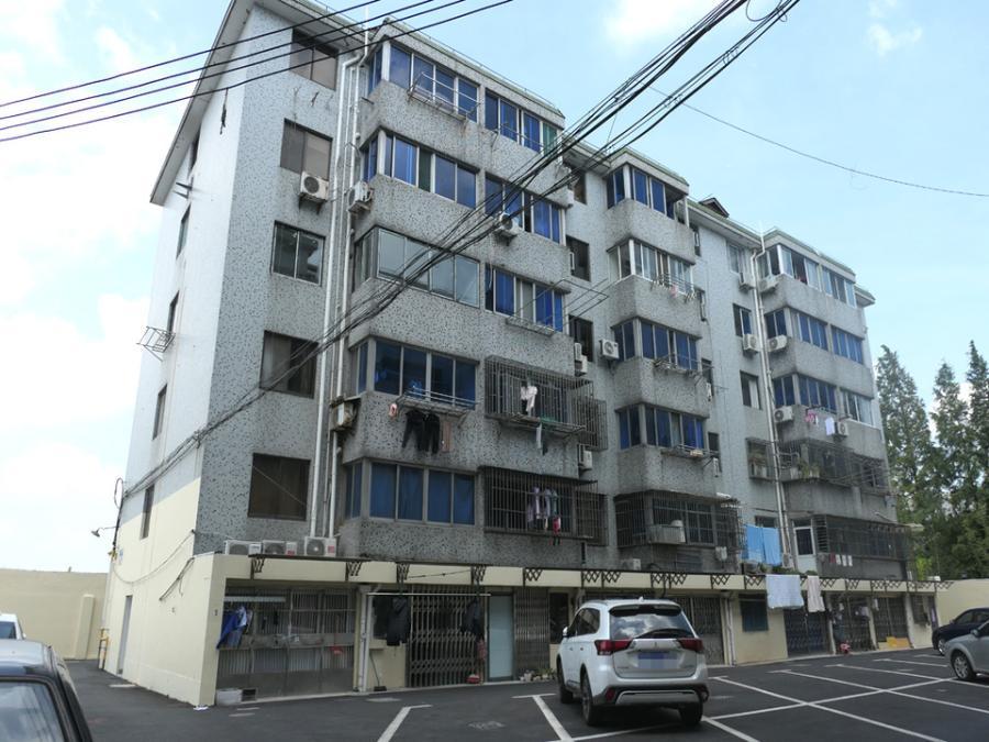 上海市奉贤区北虹新村20栋5F 