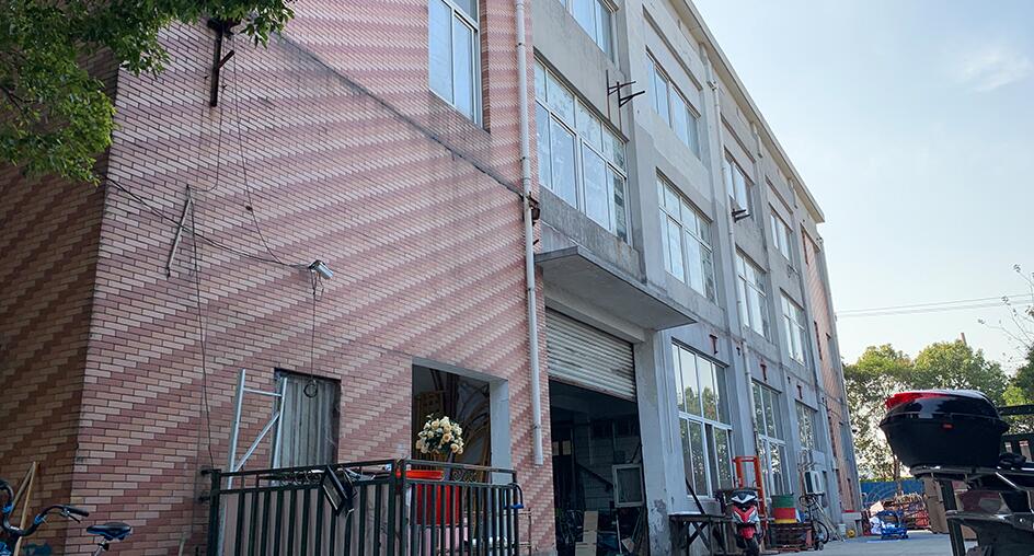 上海市普陀区申润园古浪路1572弄1栋 