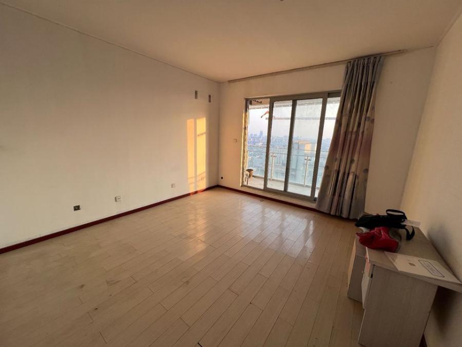 上海市松江区安信湖畔天地7栋19F 