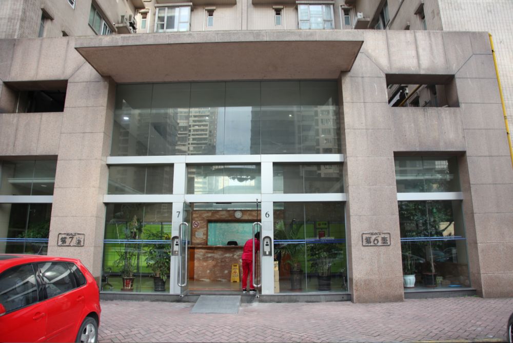 上海市虹口区瑞虹新城一期333栋1F及地下车位 