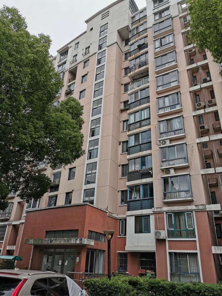 上海市宝山区馨华苑49栋10F 