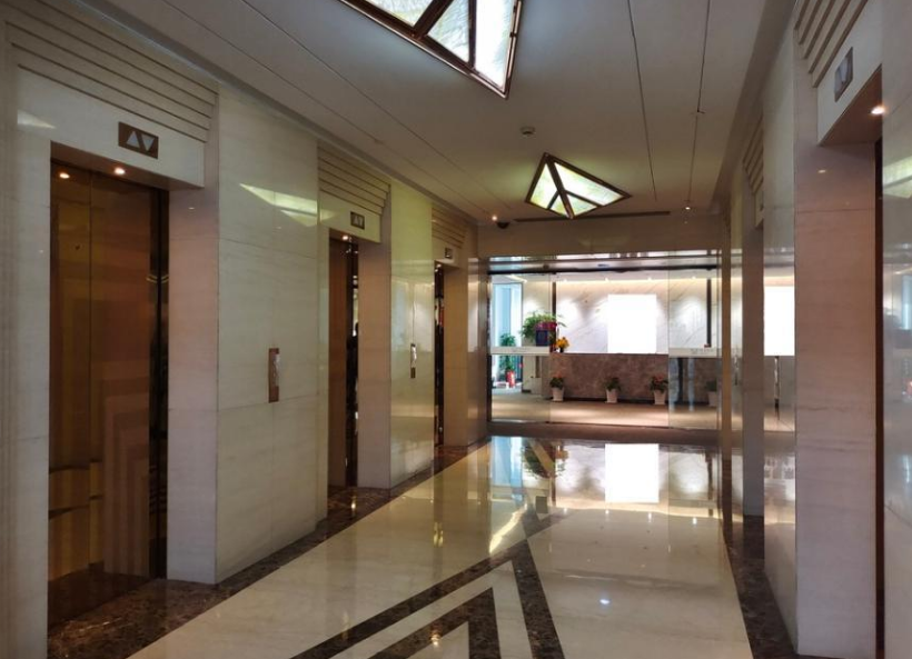 上海市长宁区中山万博国际中心666栋16F、地下3F车位 