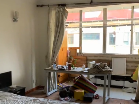 上海市徐汇区长桥三村131栋6F 