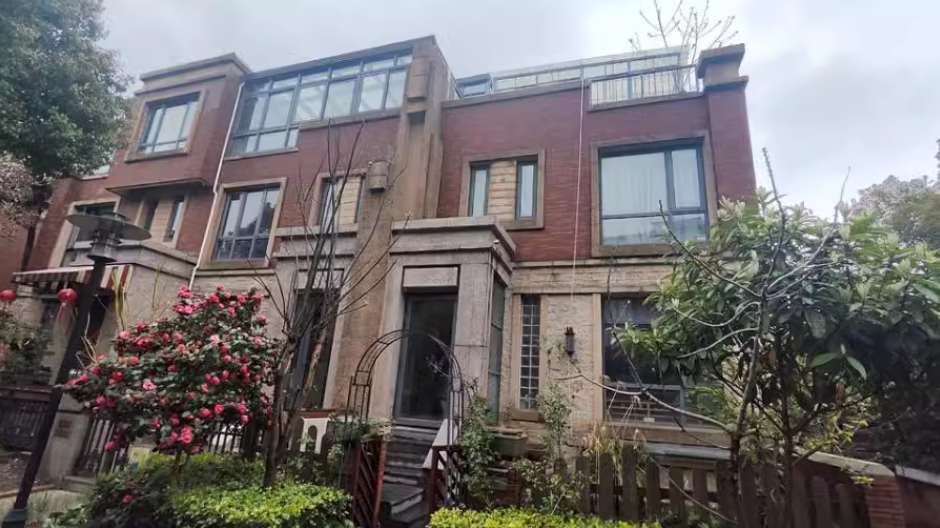 上海市嘉定区保利家园131栋1-3F 