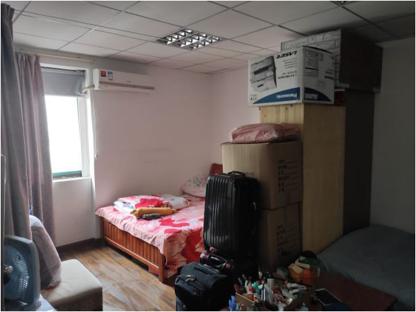 上海市松江区景怡花苑3栋 