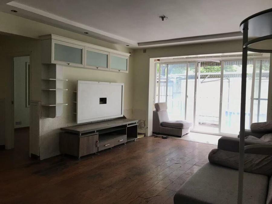 上海市闵行区东兰世茗雅苑52栋1F 