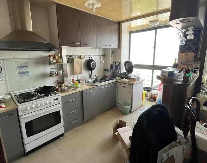 上海市浦东新区证大家园123栋10F 