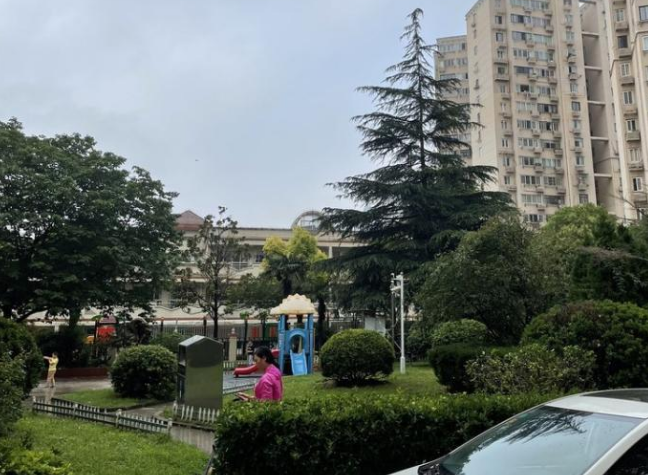 上海市普陀区海鑫公寓14栋2F 