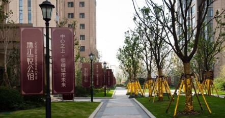 上海市青浦区珠江悦公馆16栋12F 