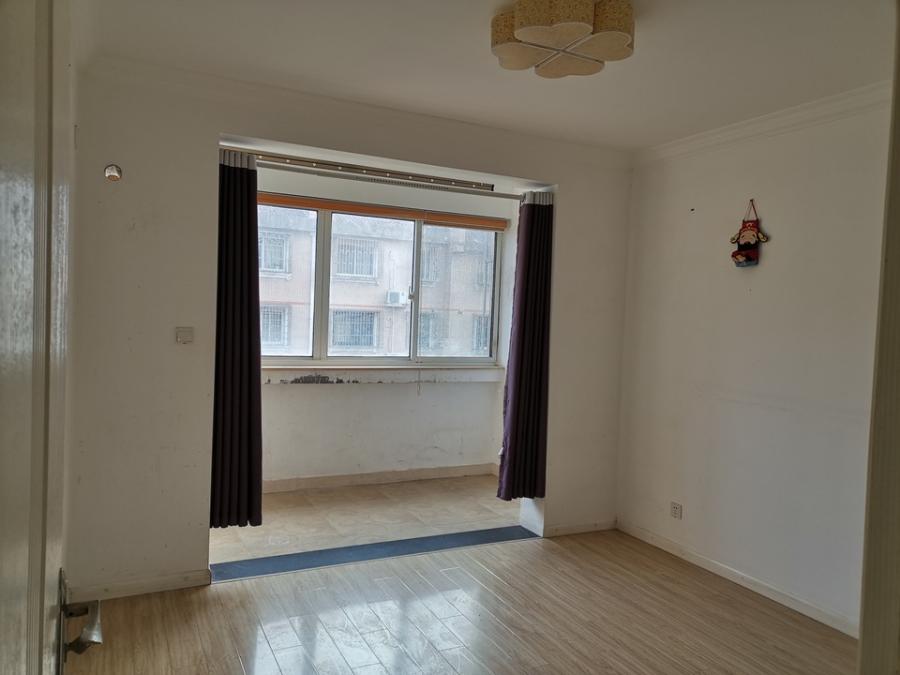 上海市浦东新区金厦苑1栋5F 