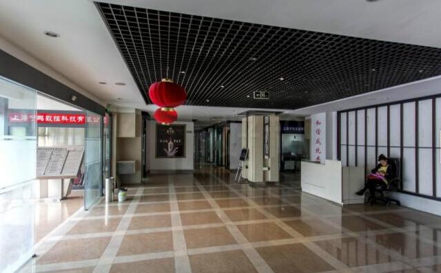 上海市宝山区上海国际钢铁服务中心1栋15F共10套 