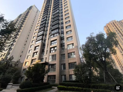 上海市虹口区恒大江湾华庭8栋23F 