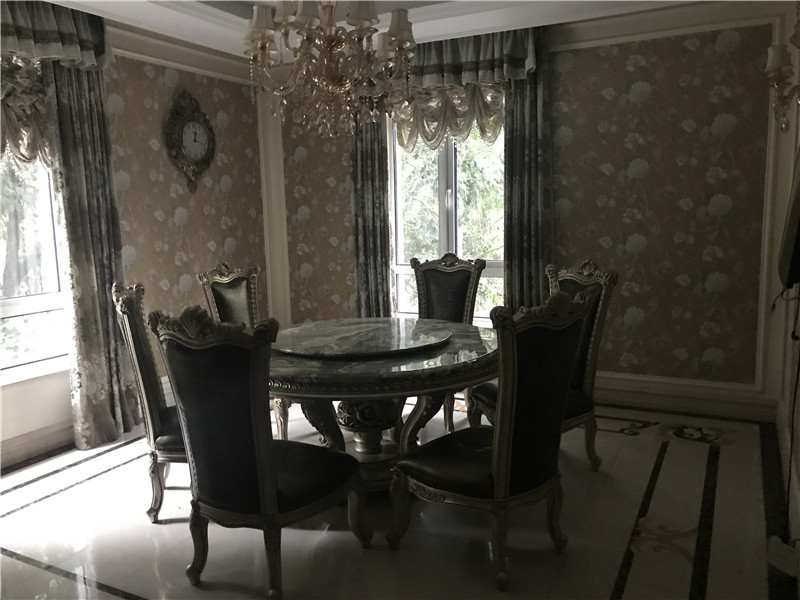 上海市浦东新区汤臣高尔夫别墅502栋 