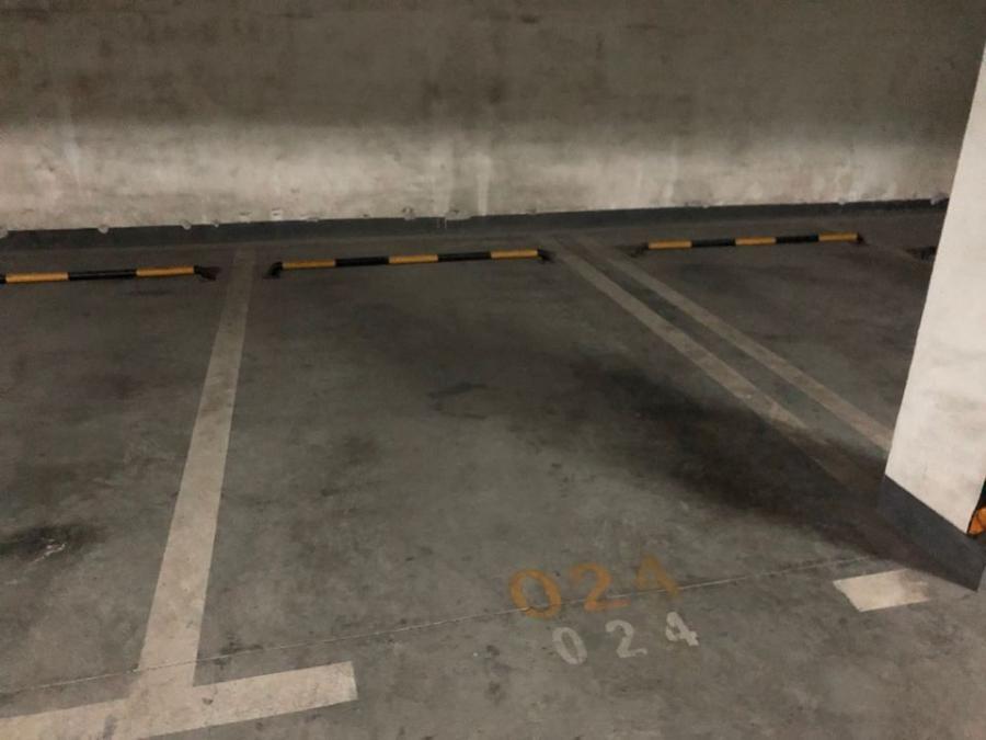 上海市浦东新区中邦城市秀沿路849栋1-2F以及车库 