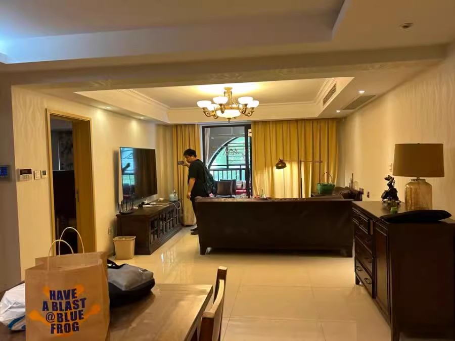 上海市普陀区大华颐和华城35栋2F 